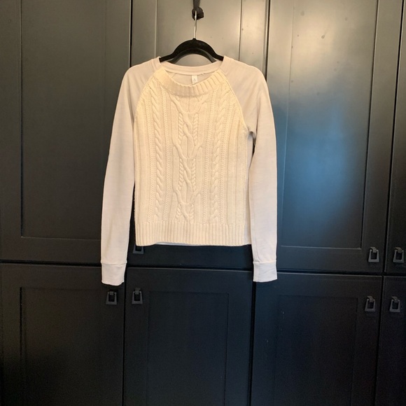 Lululemon sweater 6 - Picture 1 of 5